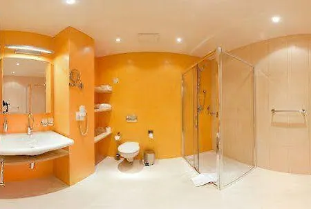 Orea Atrium 4*